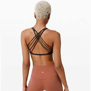 Lululemon Free to Be Bra